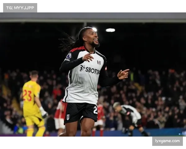 富勒姆3-1桑德兰，伊沃比传射建功助球队稳居中游